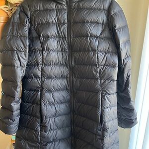Eddie Bauer CirrusLite Down Parka / Black / Size M